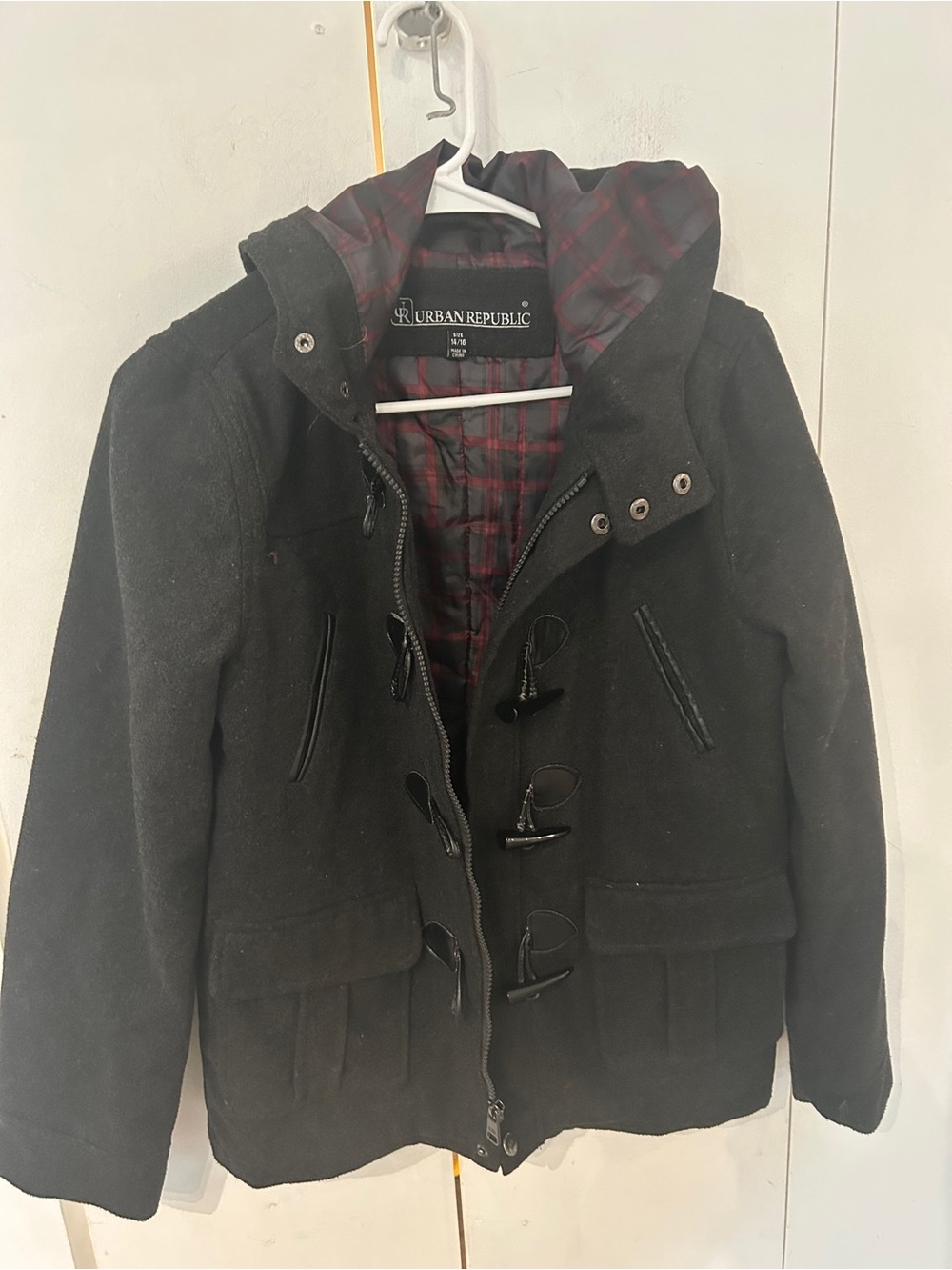 Urban Republic kids charcoal gray Hooded Toggle Coat size 14/16 pit to pit 19